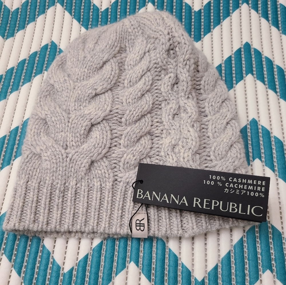 Banana Republic gray 100% cashmere knit hat